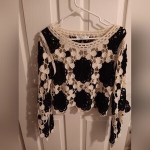 American Flirt Black and Cream Crochet Top. Medium.